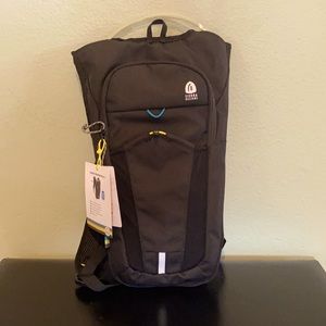 *UNUSED* Black Sierra Designs Water Pack